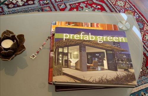 Stunning and Secluded Lakeside Getaway in the Grass Valley of California - Foto 6