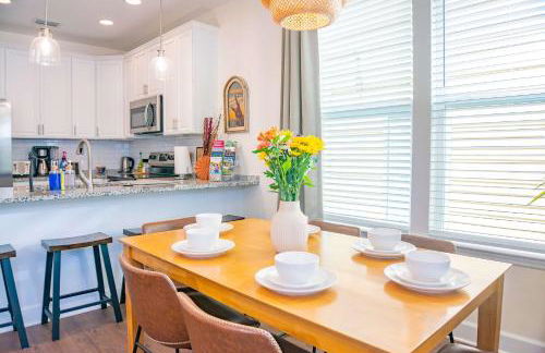 The Prairie Suite Newly Built Upscale Central - Photo 20