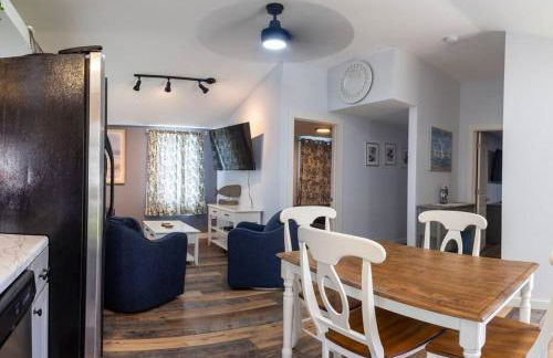 3 Bedroom Pool PlayArea CampFire Cozy Apt - Foto 8