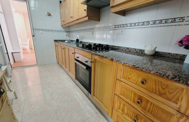 Bungalow With Stunning Sea Views, Just One Street From the Beach - Foto 23