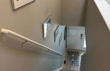 Unwind in Style in this stunning townhome retreat - Foto 20