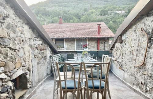 Casa Valentino in Via Liberale Isolabona Sleeps 8 Isolabona Italy - Foto 18