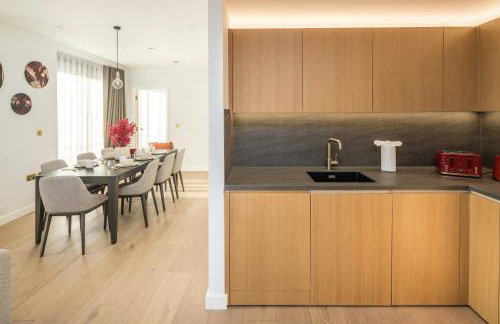 Modern 3-Bedroom Apartment near Kings Cross & Coal Drops - Photo 43