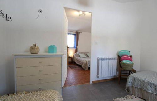 Maison avec jardin à Villeneuve-de-Berg, piscine partagée - Photo 14