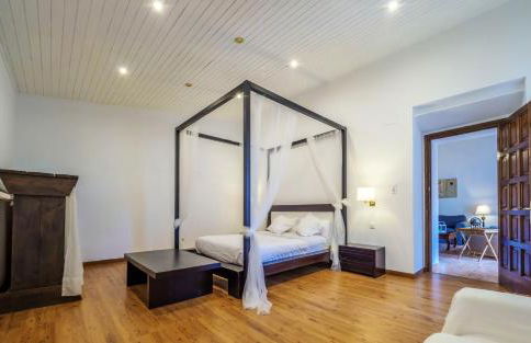 Spacious villa in Can Trabal with private pool and jacuzzi 980 m² - Foto 36