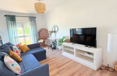 Moradia com escada e Jardim, Piscina Maio 2026 - Foto 35