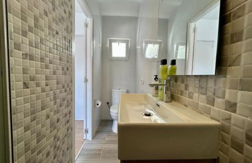 Villa with Pool, Chill-Out & BBQ - Foto 18