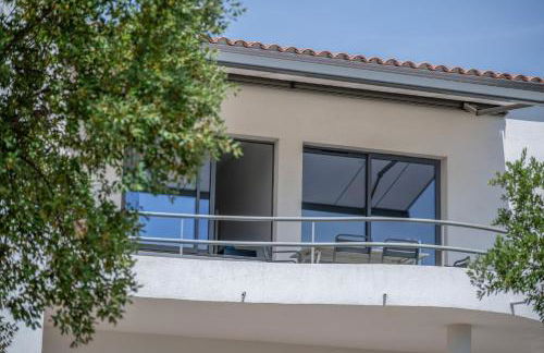 VILLA VUE MER AVEC PISCINE PRIVÉE pour 4 Personnes WIFI - Foto 10