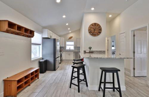 Rutland's Hidden Gem: 2 Br/1ba Renovated Home Close To Everything 2 Bedroom Home - Foto 17