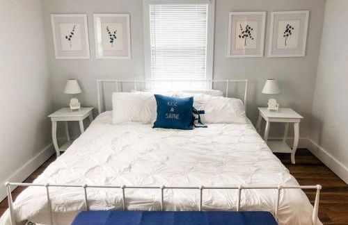 Wrap-Around Porch Mins to Beach - Foto 13