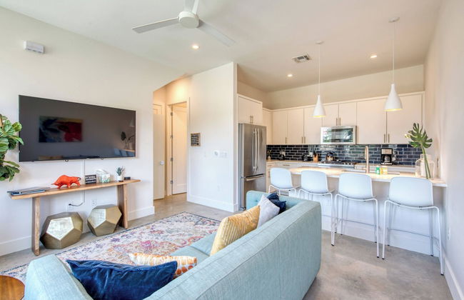 2 Homes in 1! Centrally Located Near Soco - Foto 26