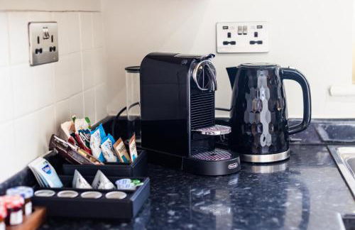 2-Bed Apartment in Redland, Bristol - Work-Ready - Foto 13