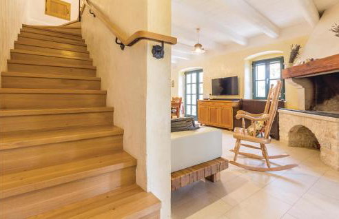 Gorgeous Home In Sisan With Wifi - Foto 8