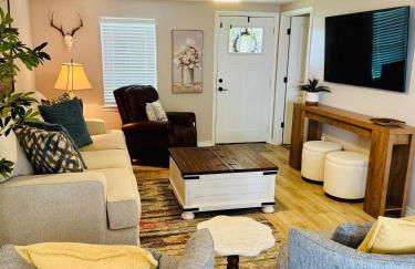 Charming & Luxe Cottage 3 BR 2 BA - Foto 1