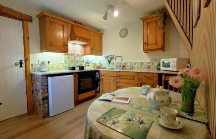 Wesley House Holidays - Choice of 2 Quirky Cottages in 4 private acres - Foto 8