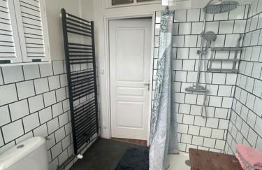 Chez Léa-Magnifique maison au centre-ville - Foto 12