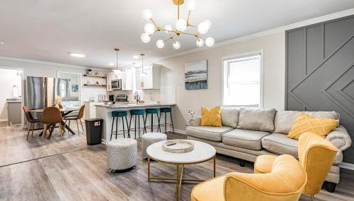 Renovated house close to Dtown Durham w king bed - Foto 5