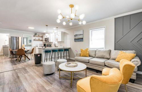 Renovated house close to Dtown Durham w king bed - Photo 5