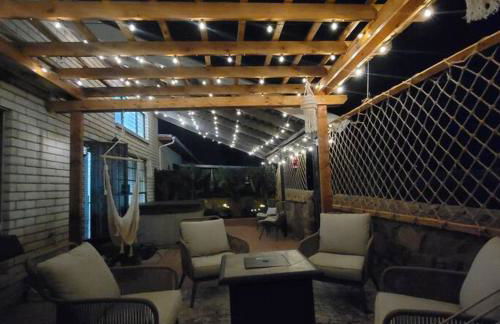 The Ritz Spa Sanctuary hot tub/patio/fam/pet - Foto 1