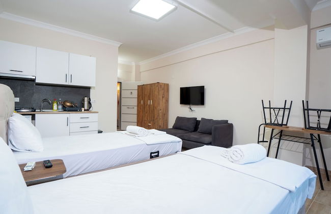 Capo Calaberno Aparts - Photo 16