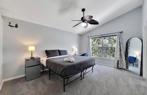 Spacious 3BR Family Home Near Sponge Docks - Foto 9