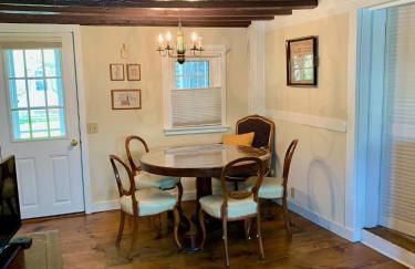 Charming 4BR colonial close to downtown - Foto 27