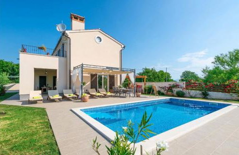 Gorgeous Home In Puntera With Wifi - Foto 2