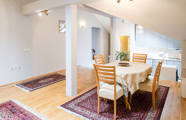 Basco Slavija Square Apartment - Foto 13