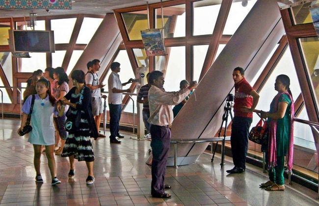 Ingresso do mirante da Torre KL - Foto 5