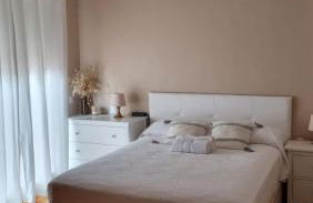 Piso acogedor con terraza - Foto 1