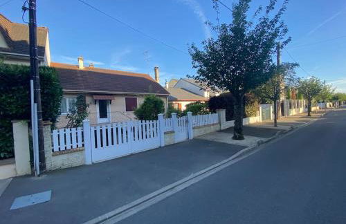 Maison avec jardin proche Paris et Disney - Foto 8