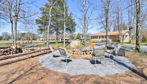 Greers Ferry Home with Yard, Less Than 1 Mi to Marina! - Foto 2