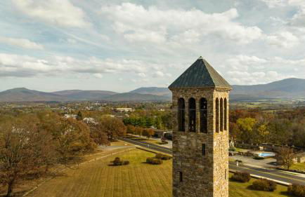 Lazy Lake 3BR Cabin w/ Mtn Views + Hot Tub +Wi-Fi - Foto 34