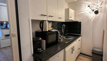 Au ColbVert - La Catho' - Vauban - Métro - Netflix - Wifi - Foto 3