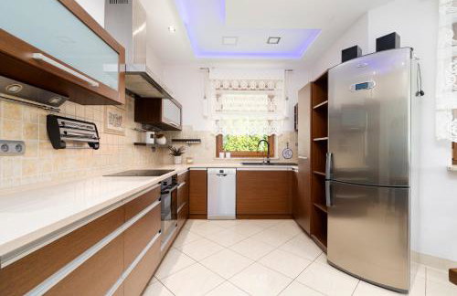 Dom Wakacyjny pod Warszawą z Ogrodem i Grillem - Foto 9