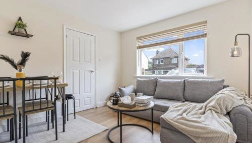 2 Bed Flat - Gatwick Airport - FREE PARKING - Foto 4