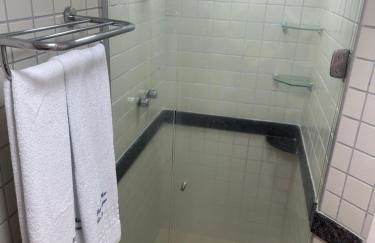 2704 Flat Beira Mar Av Boa viagem Vista Deslumbrante e com cozinha - Foto 13