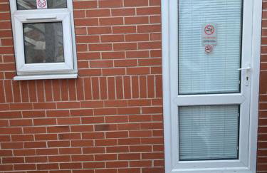 Harman Suites Self-Catering Apartments Free WIFI & Parking - Foto 1