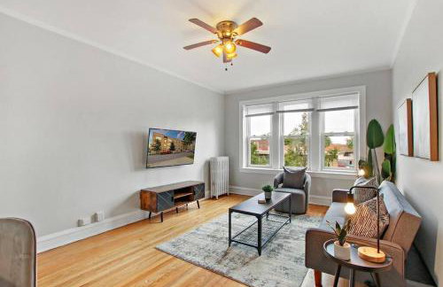 Vibrant 1BR Apartment close to Dining - Cullom B3 - Photo 5