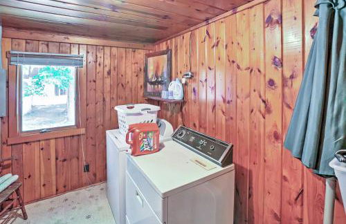 2 Mi to Boat Ramp! Family Cabin on Long Lake - Foto 18