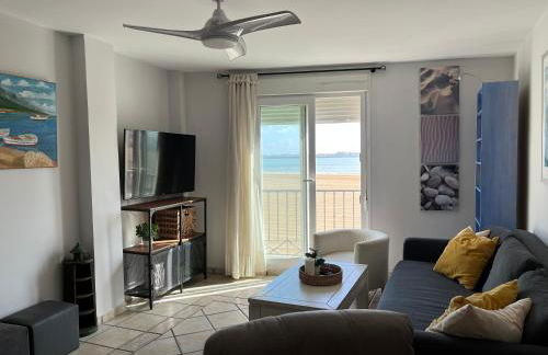 Apartamento con vistas al mar - Photo 19