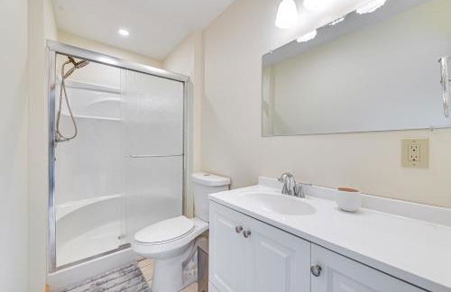 Mtn-View Home with Deck on 4 Acres in Windham - Foto 12