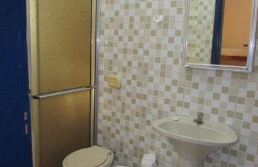 Casa c/ Piscina - Ampla e Arejada Balneário Gaivota - 300 mts da Praia - Foto 7