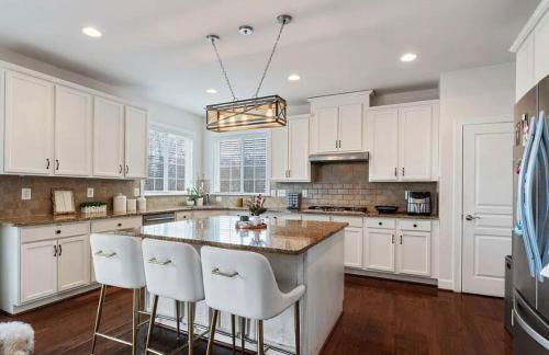 Spacious 5BR Home in Alexandria 5 Beds 5 Baths - Foto 6