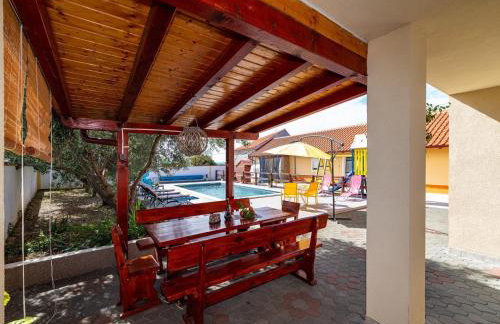 Holiday Home Villa Vesna Lux - Five Bedroom Villa with Swimming Pool - Foto 2