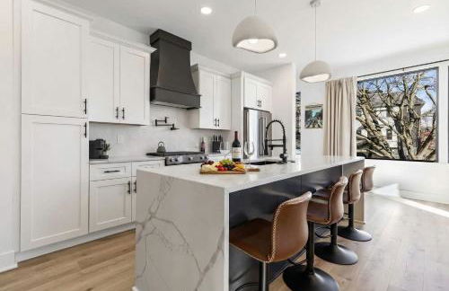 Hot Tub Poker Pool Table & Rooftop City MLS View - Foto 15