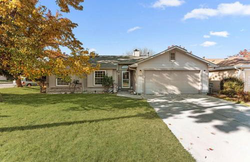 Experience Boise in a Newly Renovated Haven - 3 Bedroom - 2 Bath - Foto 21