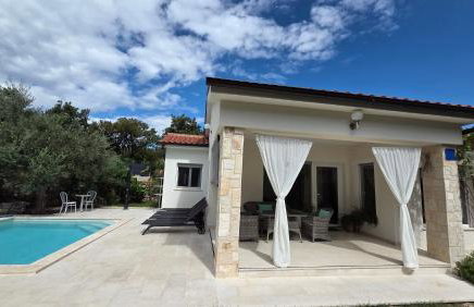 Villa Nevera - Photo 3