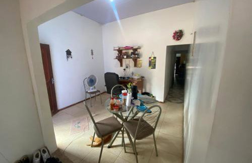 Casa com 2 quartos, ar condicionado, Wifi, cozinha - Foto 4