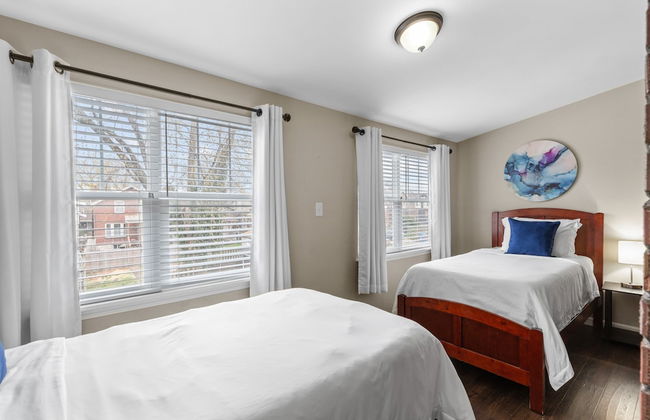 Forest Park Oasis | JZ Vacation Rentals - Photo 5